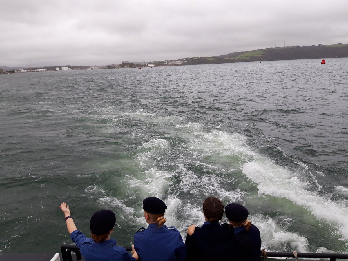 LaraKT_M's tweet photo. Aren't we at @HelesCCF lucky to have friends in high places like @jdgoulder - we're on a BOAT! #navysection #cadetlife #grateful #stillalivedespitethecadetsdriving https://t.co/WDr7zQ5qVi
