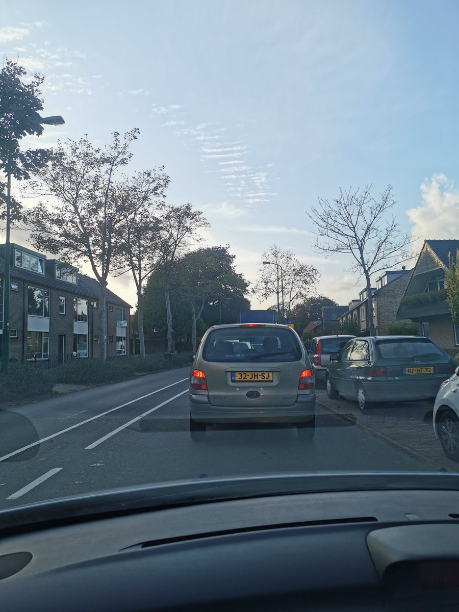 <a href="/wbtsoestzuid/">Wijk Betrokken Tweets</a> Deze 800 meter. Om 17.35 en buiten de spits... Ruim 4 minuten langzamer... N=1 natuurlijk... 😉