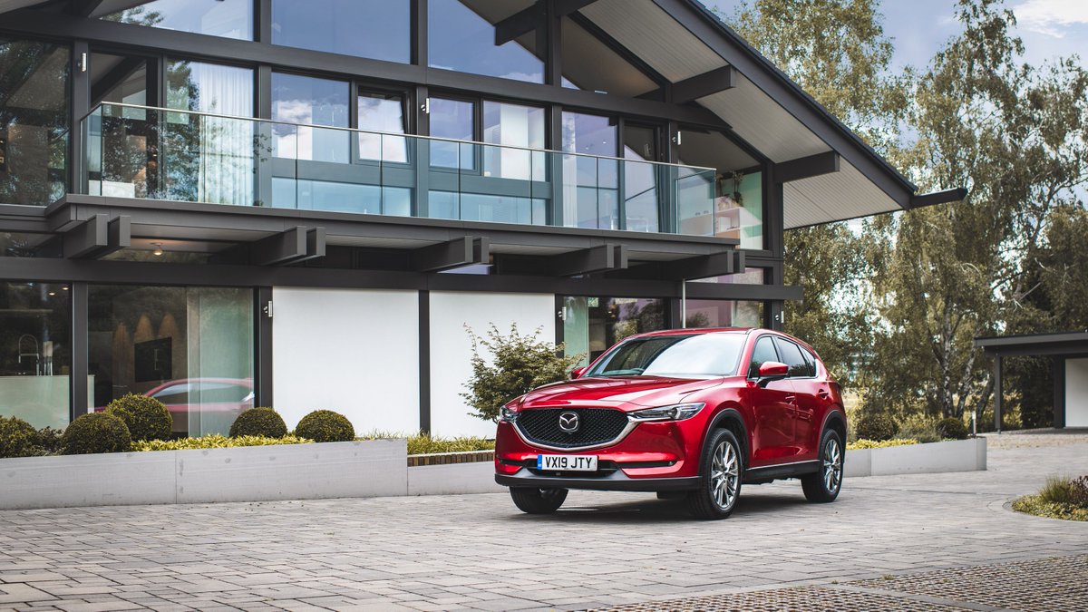 Mazda_UK's tweet photo. Hand-stitched leather. Knurled surfaces, cold to the touch.

The #MazdaCX5 and @ChapmanBags balance intricate craftsmanship with everyday pragmatism. #MazdaXChapmanBags https://t.co/GQ2jw4TOPV