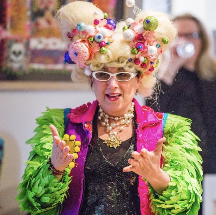 Happy <a href="/BLINKcincy/">BLINK Cincinnati</a> from your friends at Creative Mornings! 

Make sure to say “hi” to our past speakers and local artists like <a href="/PamKravetz/">Pam Kravetz</a>. Need help finding your way around?... download the app: apps.apple.com/us/app/blink-c… #blinkcincinnati #blinkandyoullmissit