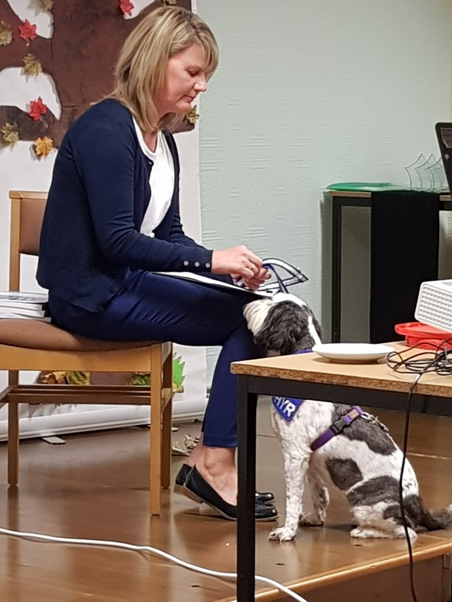 CowcherJo's tweet photo. Kathryn Perrins-Smith, Social Care Assessor talking about how she volunteers and the impact it has. Zeffer her therapy dog has come too and is very welcome. Fantastic to hear the impact these therapy dogs have upon children @mpftnhs @MpftSwla https://t.co/5VCpGrVLIX