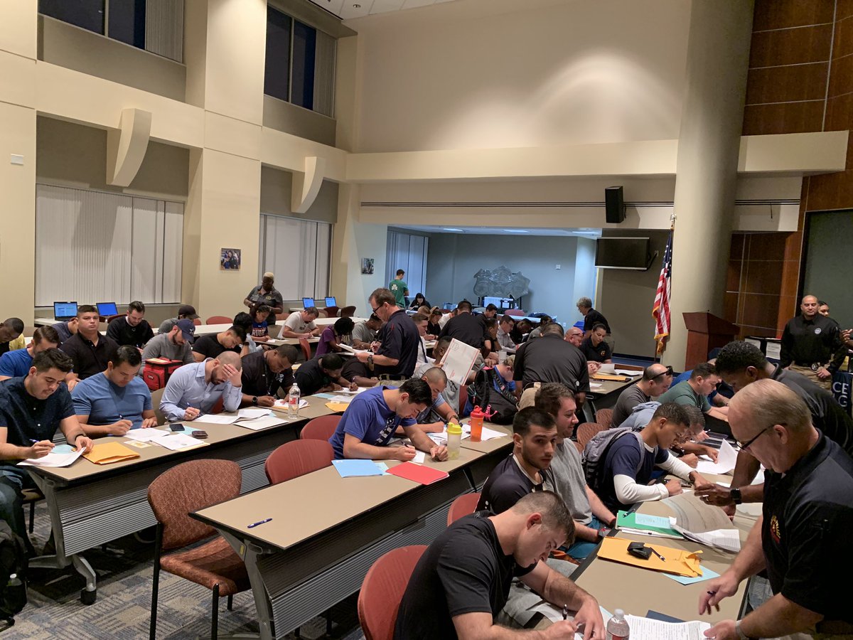 DPDRecruiting's tweet photo. Great turnout for our @StateFairOfTX DPD OnSite. Testing 10/10/19-10/12/19...start your new career today... contact a recruiter at 214-671-4409 or visit https://t.co/Ru4FisHnCh https://t.co/fLiTKplaCf