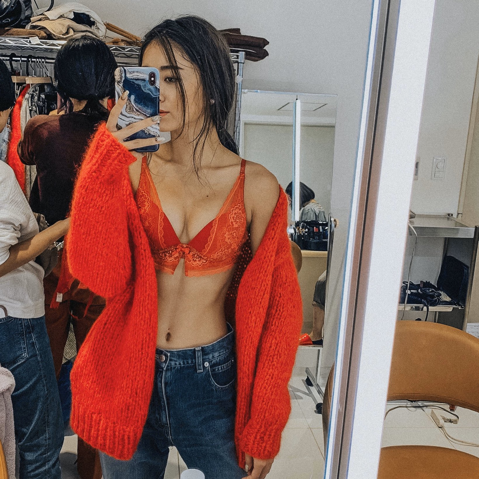 みちょぱ(池田美優) on X:  収録からのsweet撮影📸1年前の8月号sweet初登場の時がランジェリーで久しぶりでした！今回のこれまあまあ大きいことになるのでお楽しみに♡  t.coLEXzdsRFkc  X