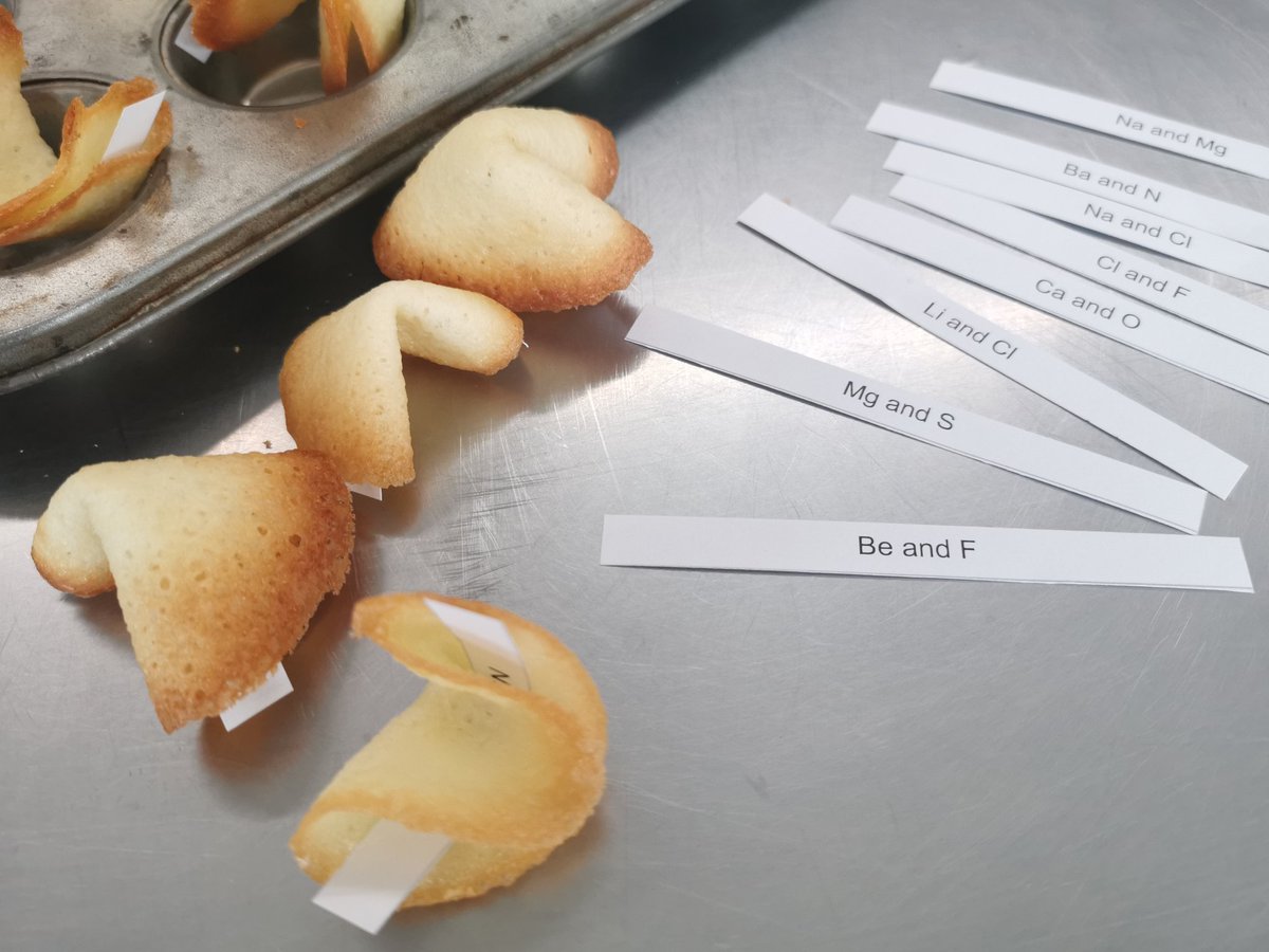 BeKindKate's tweet image. Today I baked #FortuneCookies for my #ChemicalBonding lesson. Kids pick the cookies then giving out the formula and name of the compound, then enjoy their cookies! 
#MYPscience #ScienceTeacher 
#ChemistryTeacher
#MiddleSchoolScience