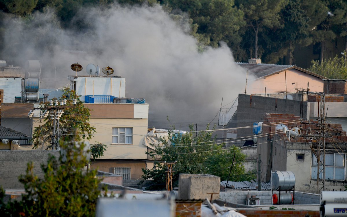 tcsavunma's tweet photo. PKK/PYD-YPG terrorists, who aim to create a terror corridor in the East of the Euphrates, have been carrying out mortar and rocket attacks against civilian areas by hiding in civilian buildings, schools and hospitals.
#MSB #TSK #OperationPeaceSpring https://t.co/AwE5dM0yJo