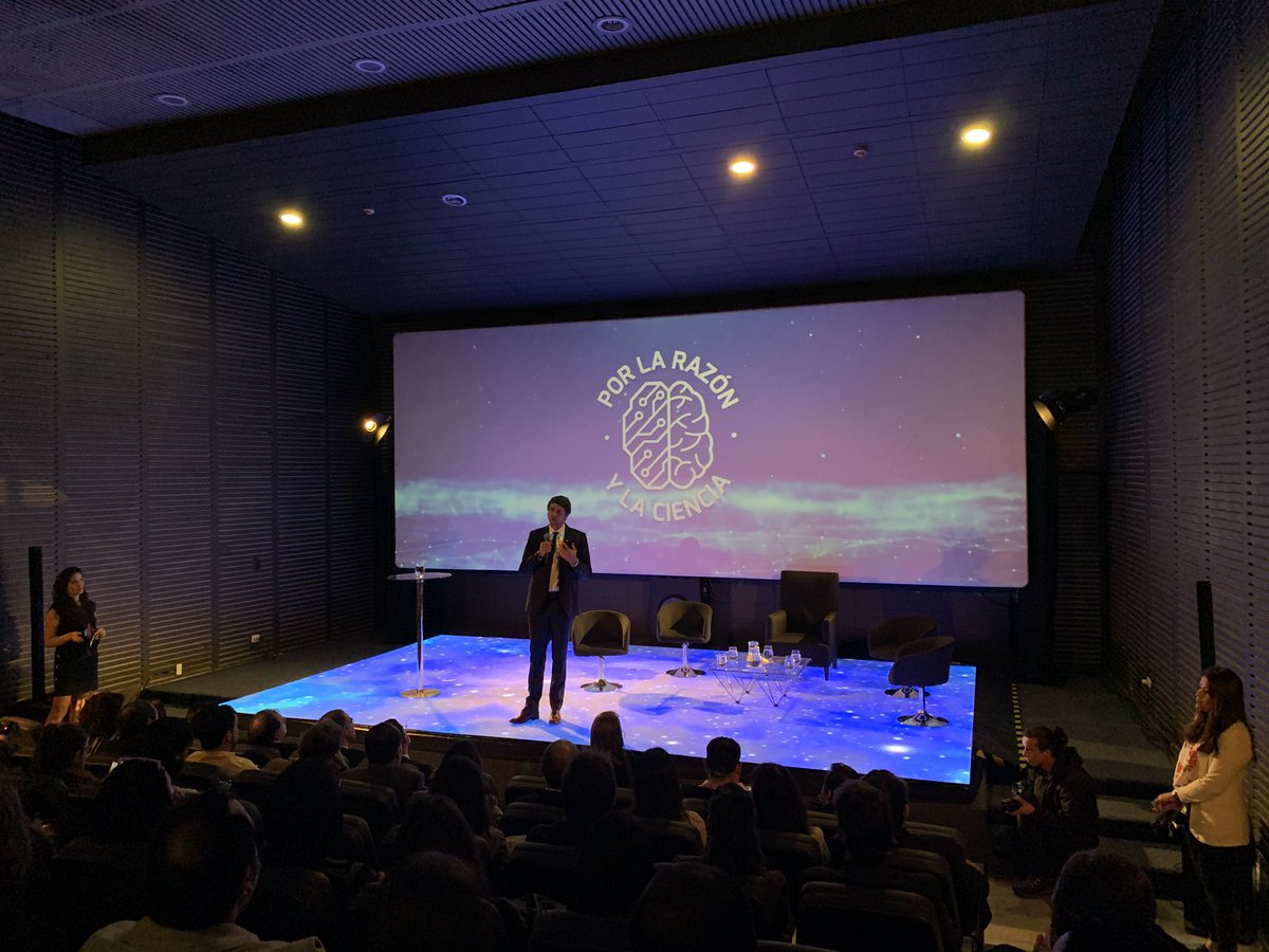 En ministro <a href="/acouvecorrea/">Andrés Couve Correa</a> de <a href="/min_ciencia/">Min. Ciencia, Tecnología, Conocimiento</a> en el lanzamiento de serie Por la Razón y la Ciencia de <a href="/FundacionVTR/">Fundación VTR</a> tercera temporada.