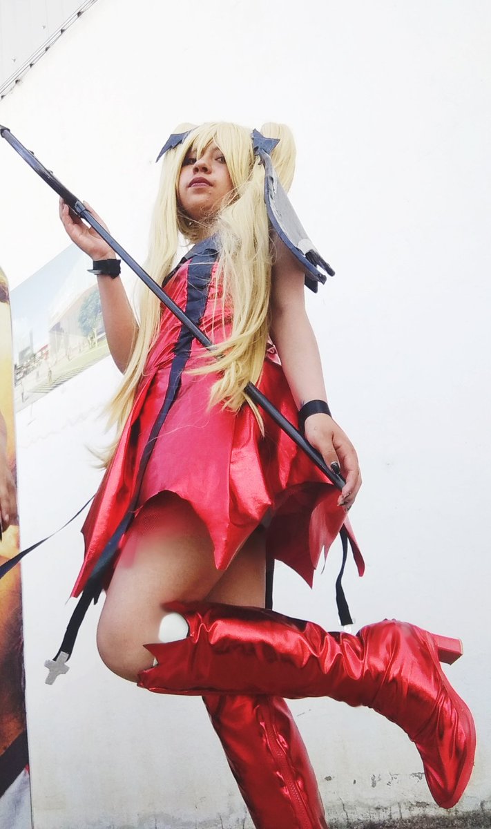YunimeSei's tweet photo. Mi cosplay Utau Hoshina Lunatic Charm /Anime Shugo Chara
#Shugochara #Shugocharacosplay #Utauhoshina #Utauhoshinacosplay #Utauhoshinalunaticcharmcosplay #devilcosplay #vampiregirl #devil #CosplayGirl #Lunaticcharm #Utaucosplay #Overload2019Bolivia https://t.co/nsAFxu7PHL