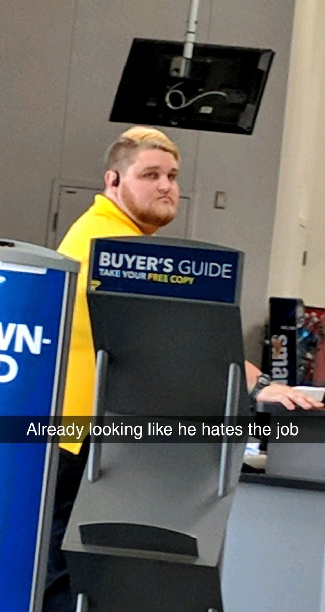 calebnotshomo's tweet photo. Bitch i’m down 100 lbs welcome to fucking Best Buy. https://t.co/g2S8XffBoE