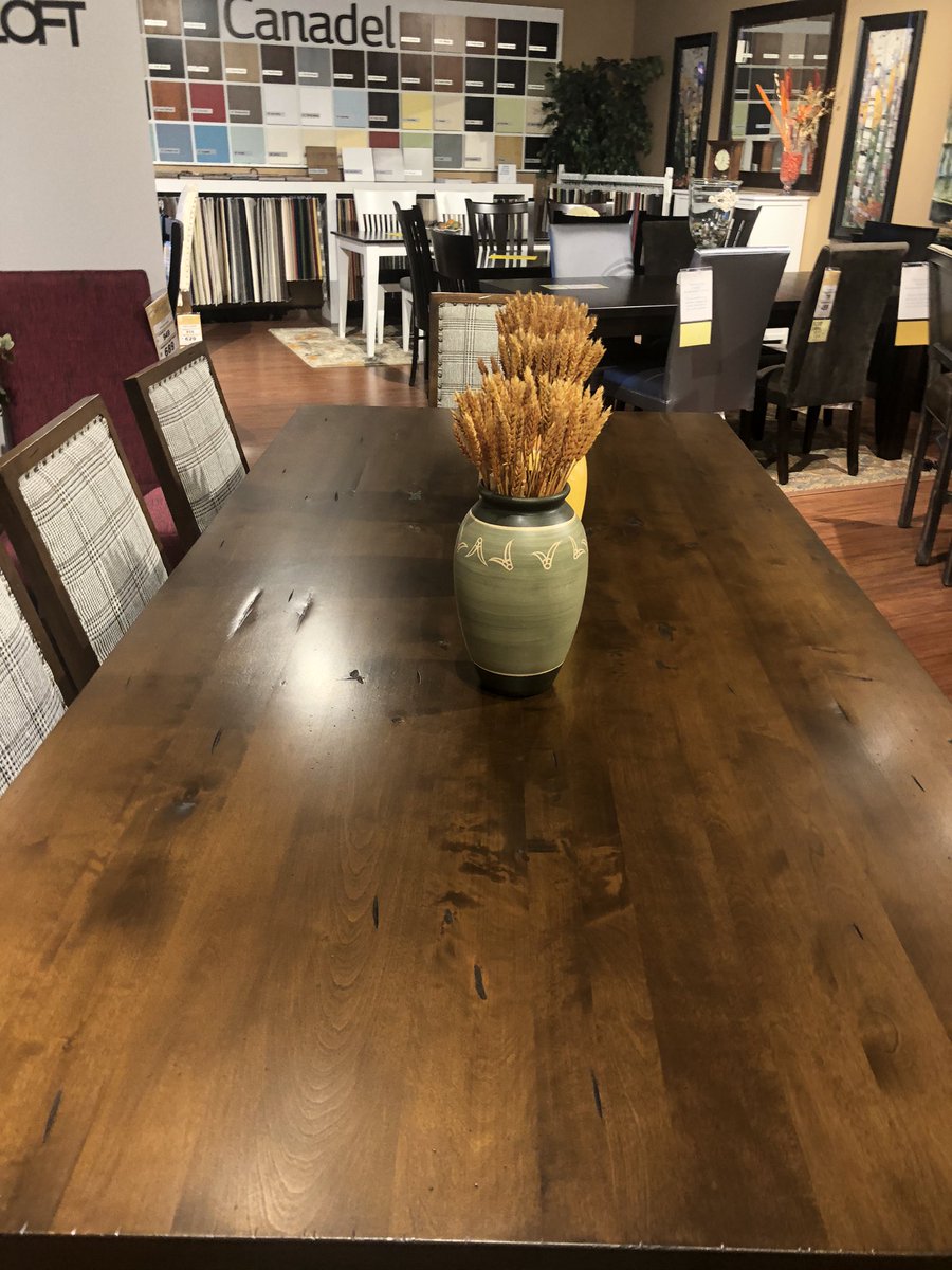 DesignFrederick's tweet image. 🍁 Do you need a bigger table for Thanksgiving? 🍁
All Canadel display models have NO TAX! 
Get delivered in time for Thanksgiving! 🦃
#DiningTable  #NOTAX  #DisplayModels  #Guelph  #Thanksgiving
fredericksgallery.ca