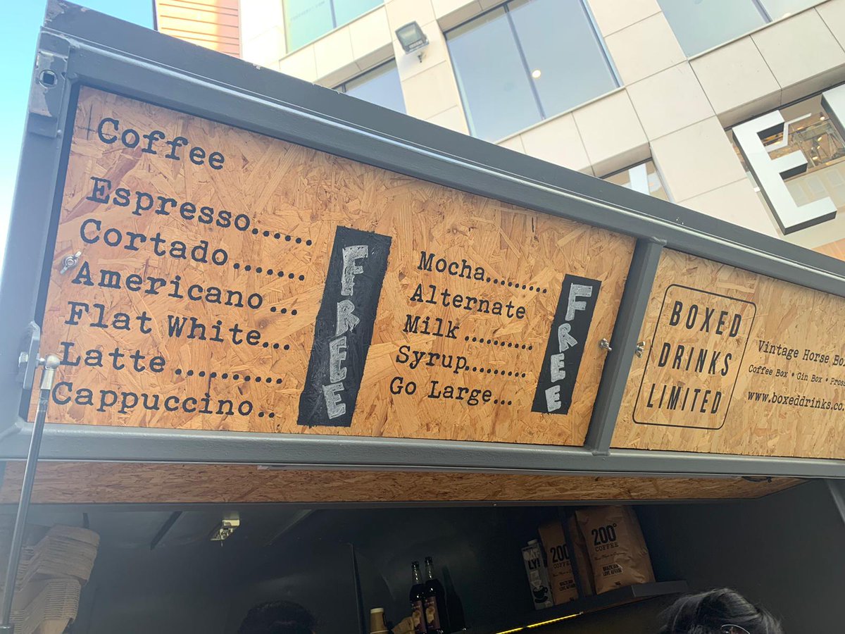 LpoolBIDcompany's tweet photo. Booked through our #PromoteInLiverpool experiential sites, @200DegsLiver are giving out free coffees from their coffee horse box on Church Street (just outside Forever 21). Grab yours now before they leave at 6pm βοΈβοΈ
#200DegreesLiverpool https://t.co/421BPpxn10