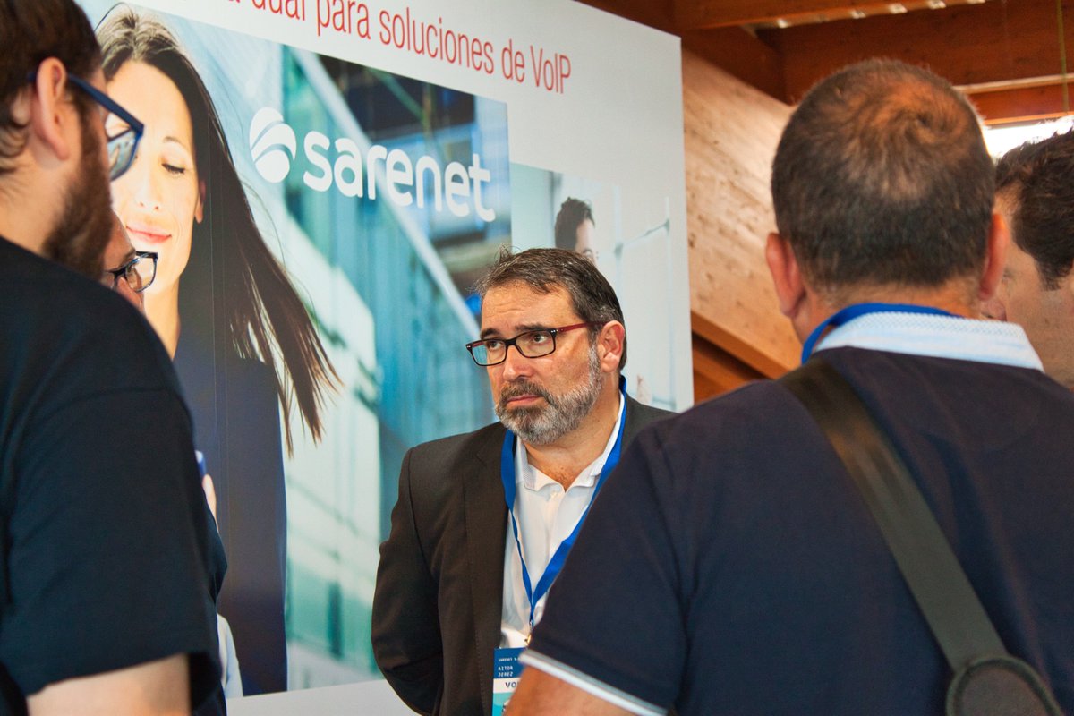 irontec's tweet photo. @voip2day @zetagor @PaTuMovil Durante la primera jornada de #VOIP2DAY, también hemos estado conversando con representantes de @Sarenet, nuestro partner estratégico en conectividad y servicios de operador. ¡Todo un placer coincidir con vosotrxs un año más! https://t.co/HvP90jXHwz