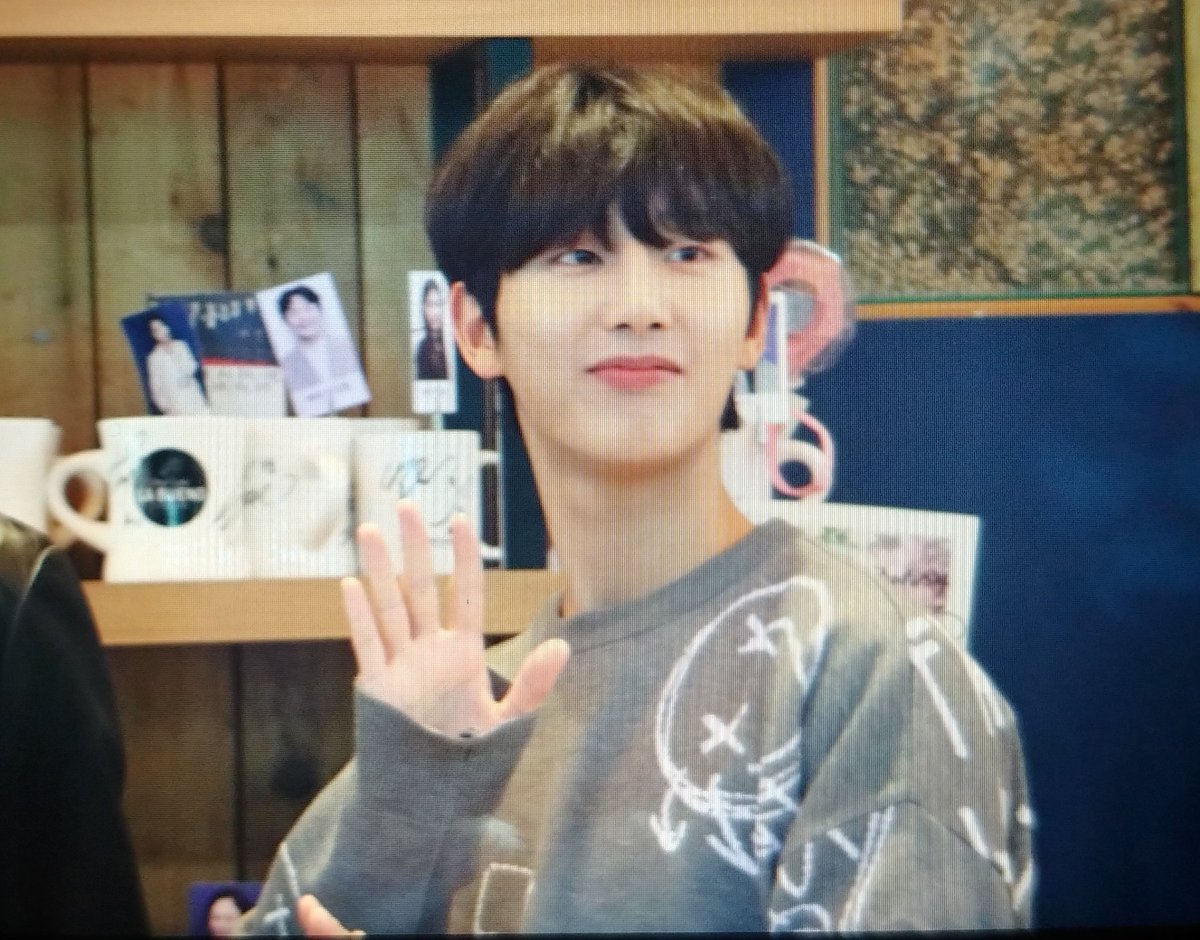 CHOECHANI0614's tweet photo. 191010 데뷔 1주년 THANK YOU EVENT 찬이 프리뷰✨

20년 뒤에도 보는거야👋

#최찬이 #찬이 #CHOECHANYI #CHANYI #더맨블랙 #THEMANBLK @TMB_TheManBLK https://t.co/qhYob45Zra