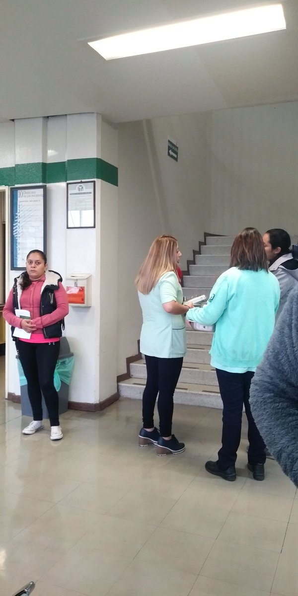 rodmina's tweet image. Quiero un trabajo así @Tu_IMSS  como puedo conseguirlo 🤭🤭 #HoraDeEntrada #Horadecafe #quesera