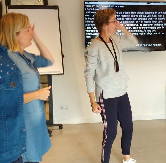 klinktprima's tweet image. Afg. zaterdag was het geslaagde worskhop TROTS met SH-Jong. Het was inspirerende workshop met afwisselende theorie, oefeningen en bewegingsspel, waarin wij leren over zelfvertrouwen, charming character ontdekken en elkaar leren kennen. Zeker zijn Ingeborg en ik super TROTS!