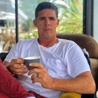 Peter Mel tweet media