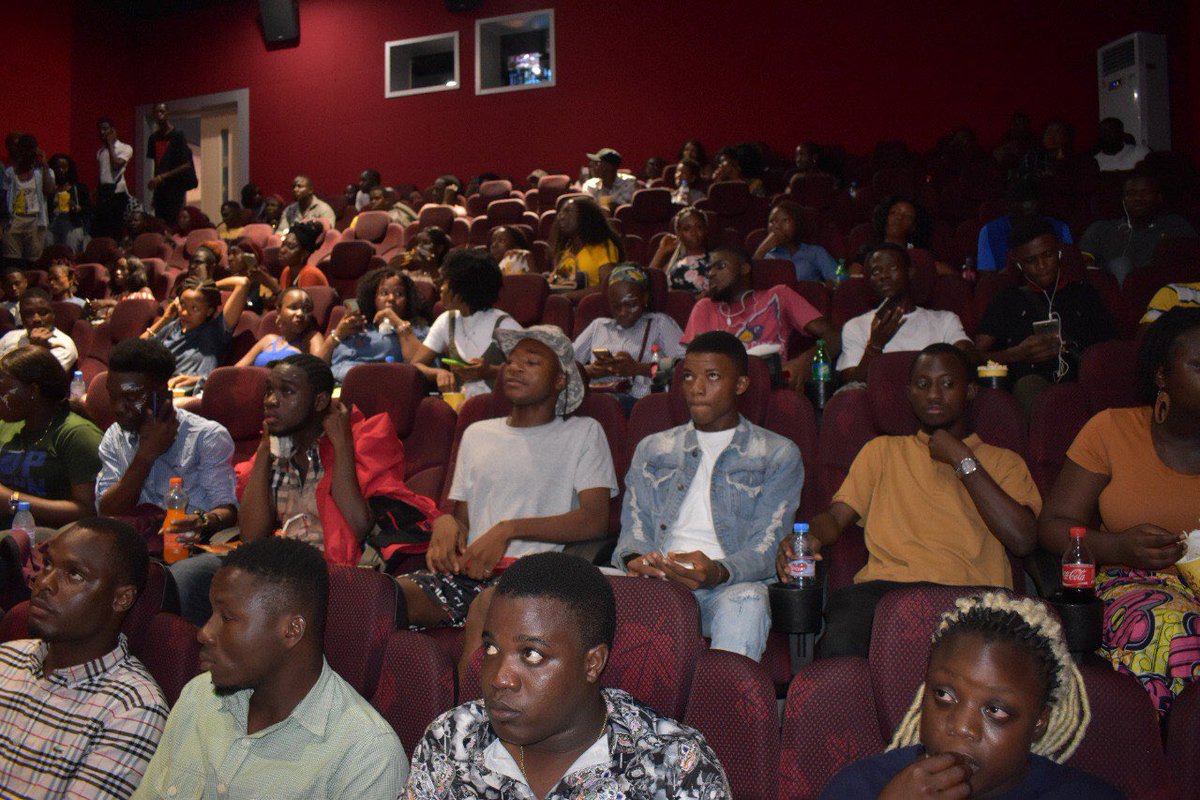 MTN_Plug's tweet photo. Throwing it back to Plug N Chill , when we got our Plug subscribers to see the Premiere of The Lion King We still got you guys 😉50% off TODAY on movies ticket at TM Mall- Silverbird! Heard “The Joker” is a must watch!Just dial *231*2# right now and get your discount. 
#MTNPLUG https://t.co/VspvChRrwh