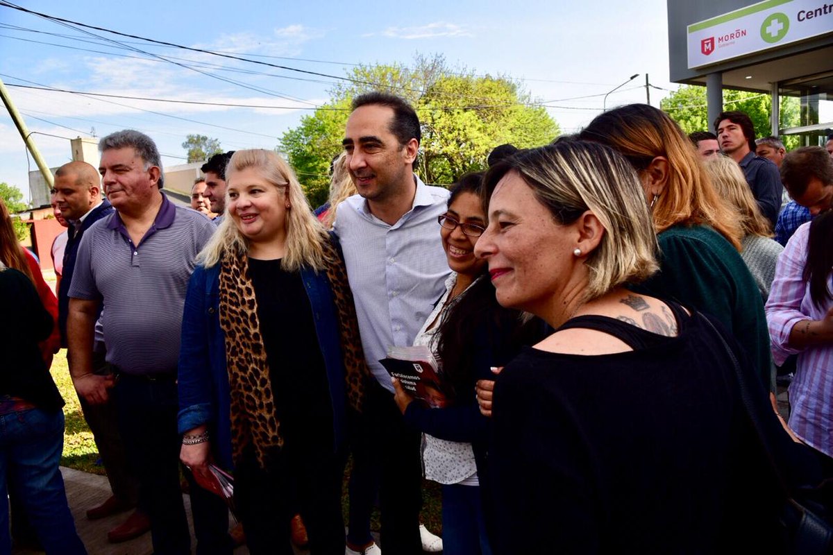 rctagliaferro's tweet photo. Con @mariuvidal orgullosos de inaugurar el nuevo Centro de Atención Primaria de Castelar Sur. 

Con una inversión histórica en Salud seguimos cumpliendo los sueños de nuestros vecinos de Morón. https://t.co/CrjhkPo9lQ