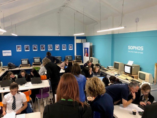 tnmoc's tweet image. It's a Wrap! Wow-what a fabulous day thank you to All the Girls who attended, staff & Partners and teachers! @Sophos @1happyrunner @TabletAcademyUK @rafyouthengage @RAFMUSEUM #Engineering #CyberSecurity