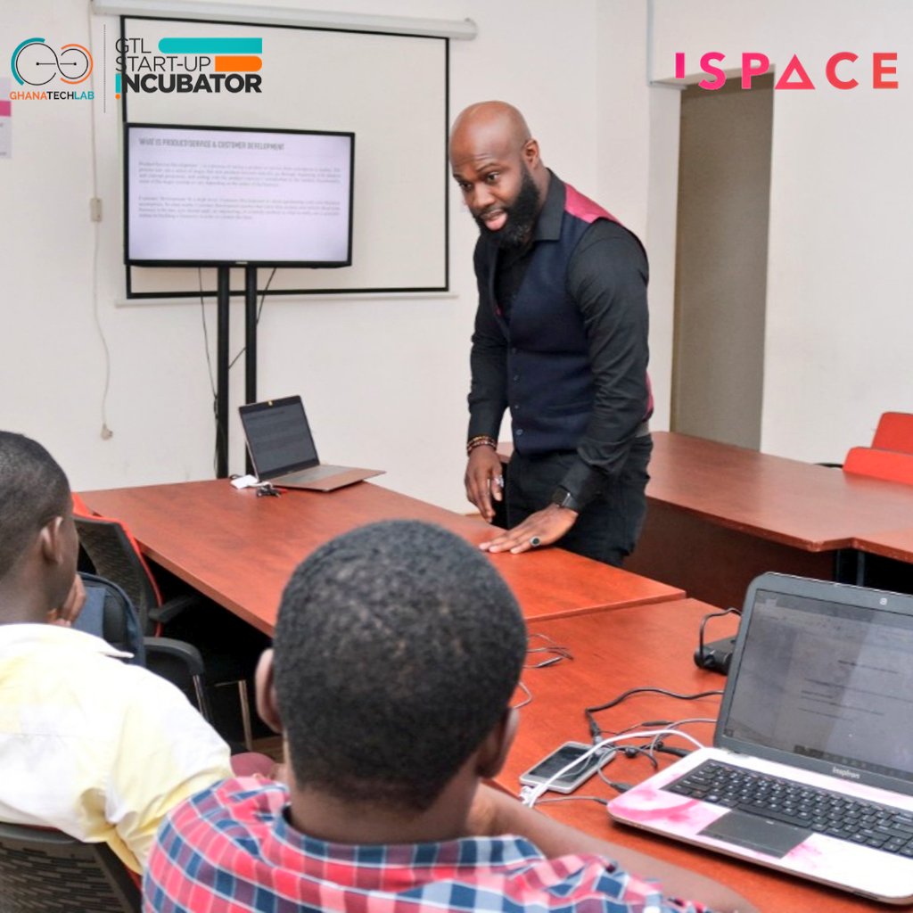 iSpaceGh's tweet photo. This week @qhobeey led the #GTLincubation participants to look at building product prototype with react native component and how to handle various forms and states for application.
@GhanaTechLab @WorldBankAfrica
#AdviceAtOne #incubation https://t.co/I9hA2jeN15 https://t.co/dD9iKgRW4f
