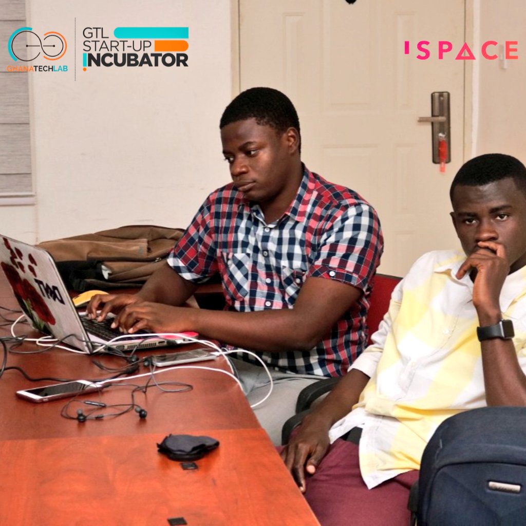 iSpaceGh's tweet photo. This week @qhobeey led the #GTLincubation participants to look at building product prototype with react native component and how to handle various forms and states for application.
@GhanaTechLab @WorldBankAfrica
#AdviceAtOne #incubation https://t.co/I9hA2jeN15 https://t.co/dD9iKgRW4f