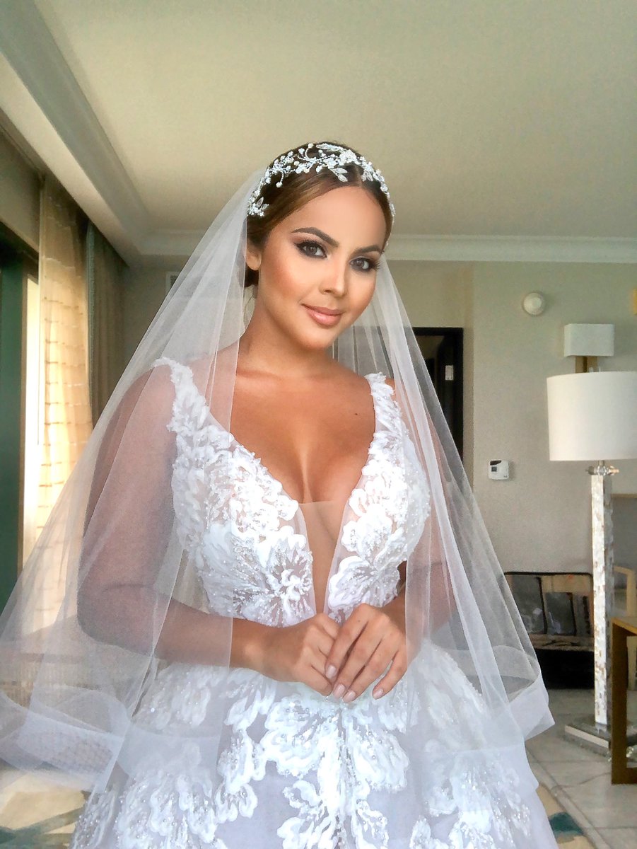 Yaris105's tweet photo. 👰🏽❤️😍 https://t.co/wT5AlcDwcv