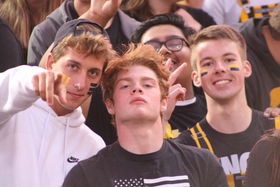 CameronBuchh's tweet photo. @nathan_marchand Happy birthday bro! Miss you big time! https://t.co/C6mUunybZE