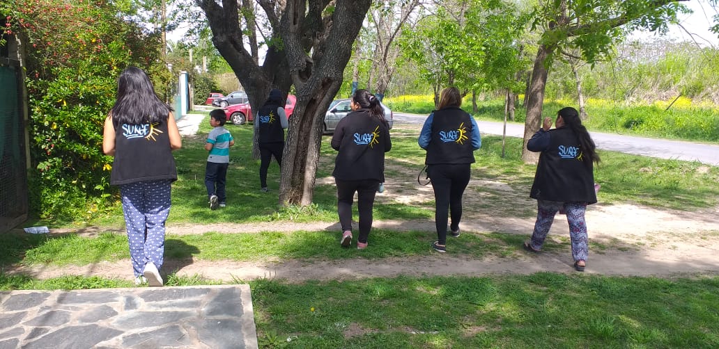 verolp71's tweet photo. En #Hernandez con la Gente #EsConFlor recorriendo cada rinconcito vamos por una ciudad para T☀dos @fsaintout @joserarteaga @ArielArchanco @plambertini @bachfede @lriesgo https://t.co/5bv9gJn3YX