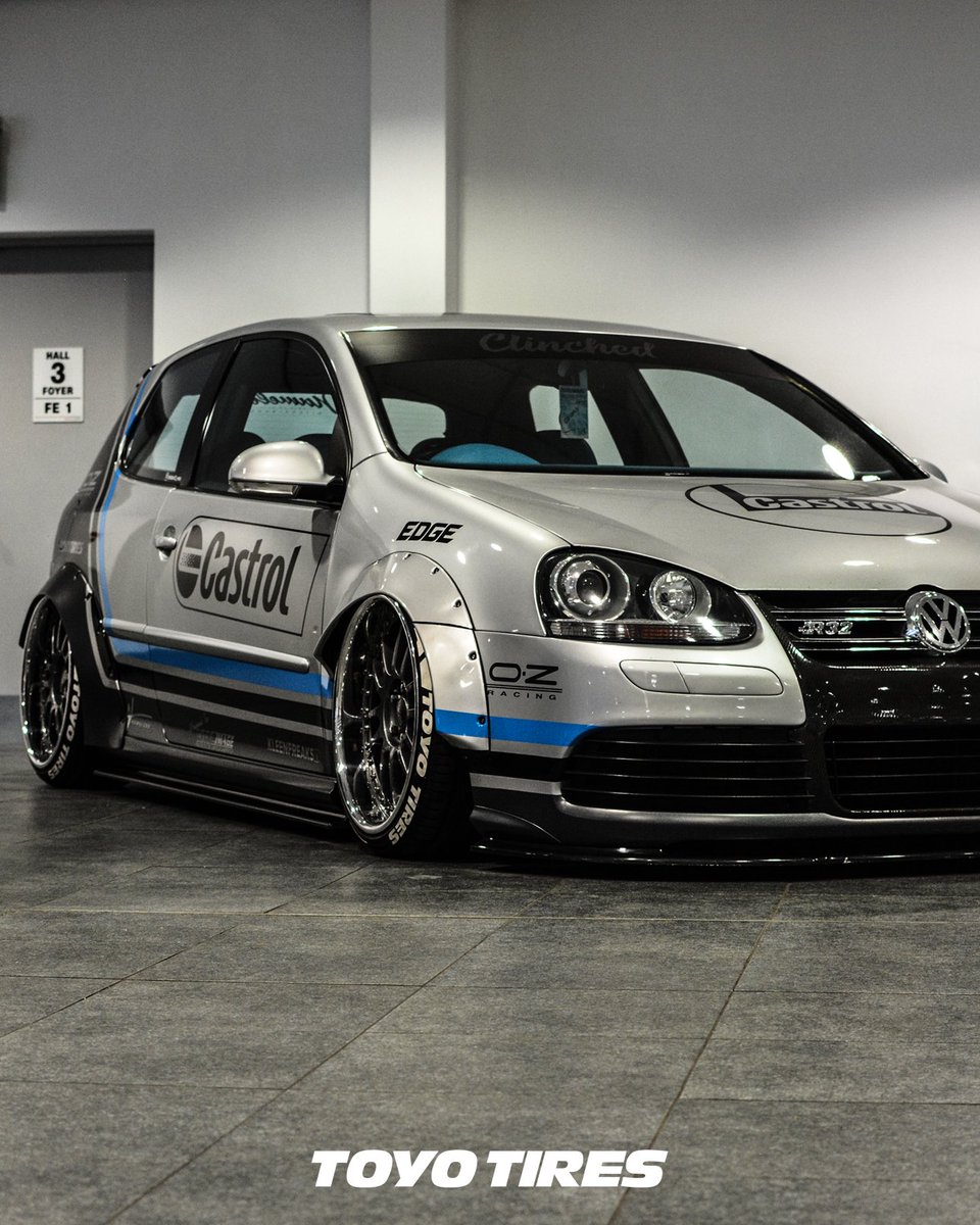toyotires_uk's tweet photo. Show your ππ
#toyotires_uk
#ukcarscene
_________
@sheldon_nmls
@flawed__images
_________
#flawedimages #volkswagen #nmls #mk5 #r32 #mkvkids #mkvr32#airliftperformance #fitteduk #castrol #mkv #mk5r32 #clinched #clinchedflares #castrol #widebody #lifeonair #stance #stanced https://t.co/ZBybu3mHvs
