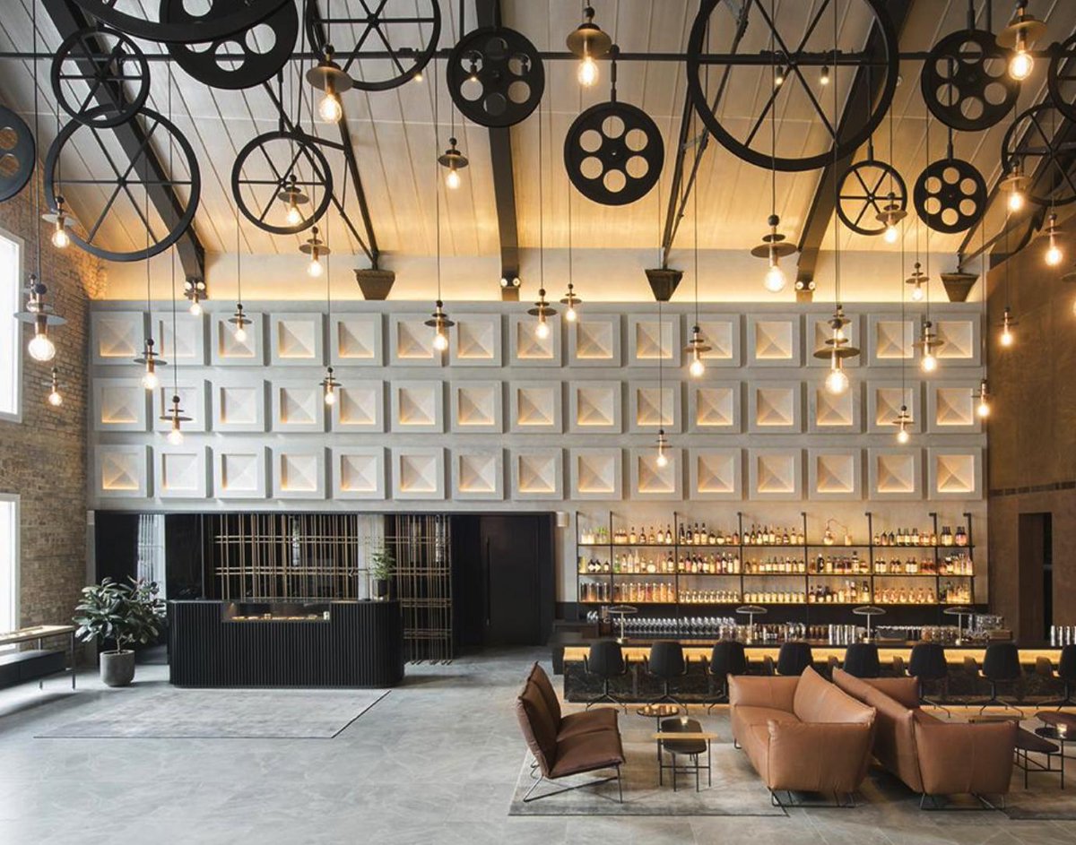 mywarehousehome's tweet image. A stunning converted warehouse hotel, Singapore.
mywarehousehome.com/blogs/travel/w…