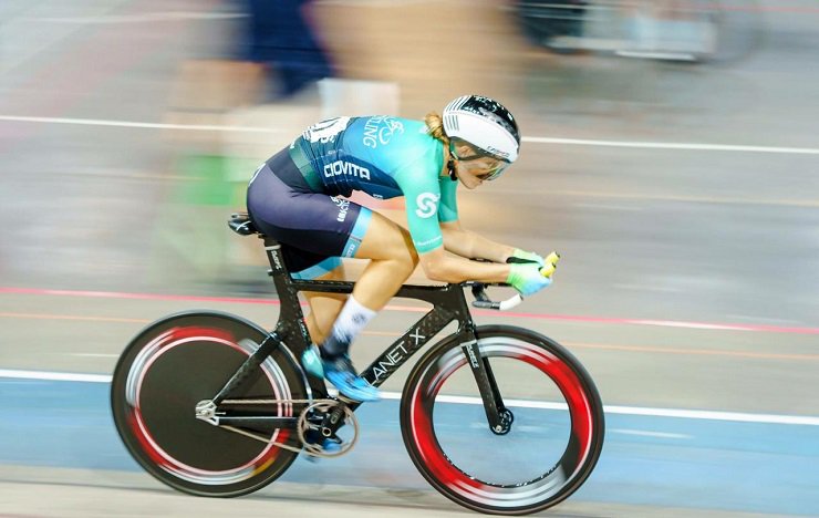 <a href="/maroesjka555/">Maroesjka Matthee</a>'s hard work and dedication were officially recognised when she was awarded WP track cycling colours: bit.ly/2M2Y6hr.