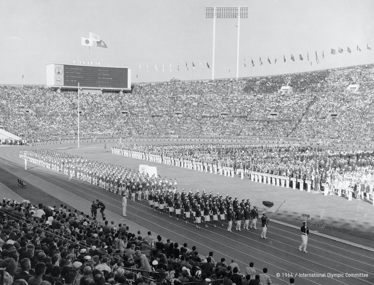 Tokyo2020's tweet image. #OnThisDay, 55 years ago, the Japanese National Team made history as they marched into the National Stadium for the opening ceremony of the Olympic Games Tokyo 1964. 🇯🇵

With #Tokyo1964 the Olympic Games were brought to Asia for the first time and will return with #Tokyo2020 🙌
