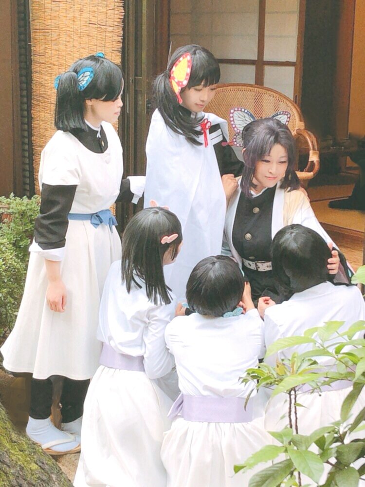 ゆーき しのぶさんの派生衣装めっちゃやる人 0928蝶屋敷併せ 鬼滅の刃 コスプレ 蝶屋敷 守りたい笑顔達 胡蝶しのぶ ゆーき 栗花落カナヲ Mioさん 神崎アオイ Natsuさん 高田なほ アサユキさん 寺田きよ りょうさん 中原すみ キオさん