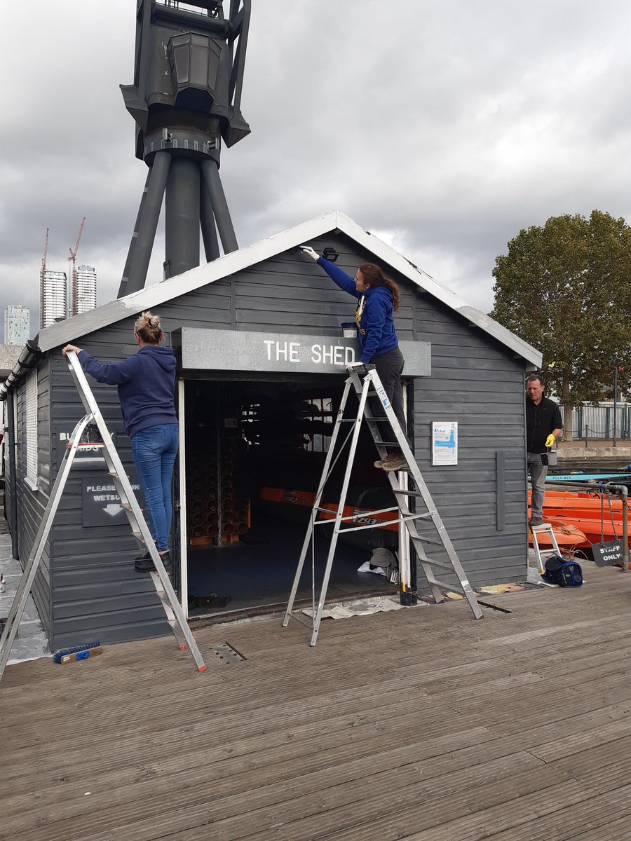 LCIconstruct's tweet image. #Team ballymore doing out bit to help the community #refurbushment