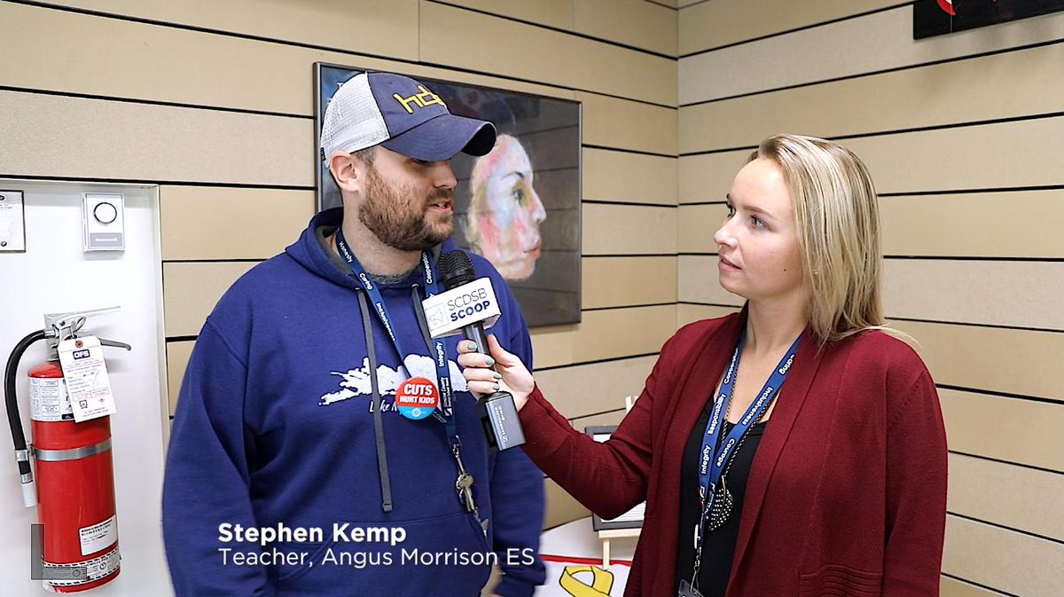 SCDSB_Schools's tweet image. Hey SCDSB staff!📢 This week&apos;s #SCDSBScoop is now live! We are keeping you informed with top news stories &amp;amp; info from across the board in 2 mins or less! The Scoop is shared Thursdays in the SCDSB Newsroom &amp;amp; the Staff eNews. 

📽️Watch today&apos;s episode now:
bit.ly/2OAI67X