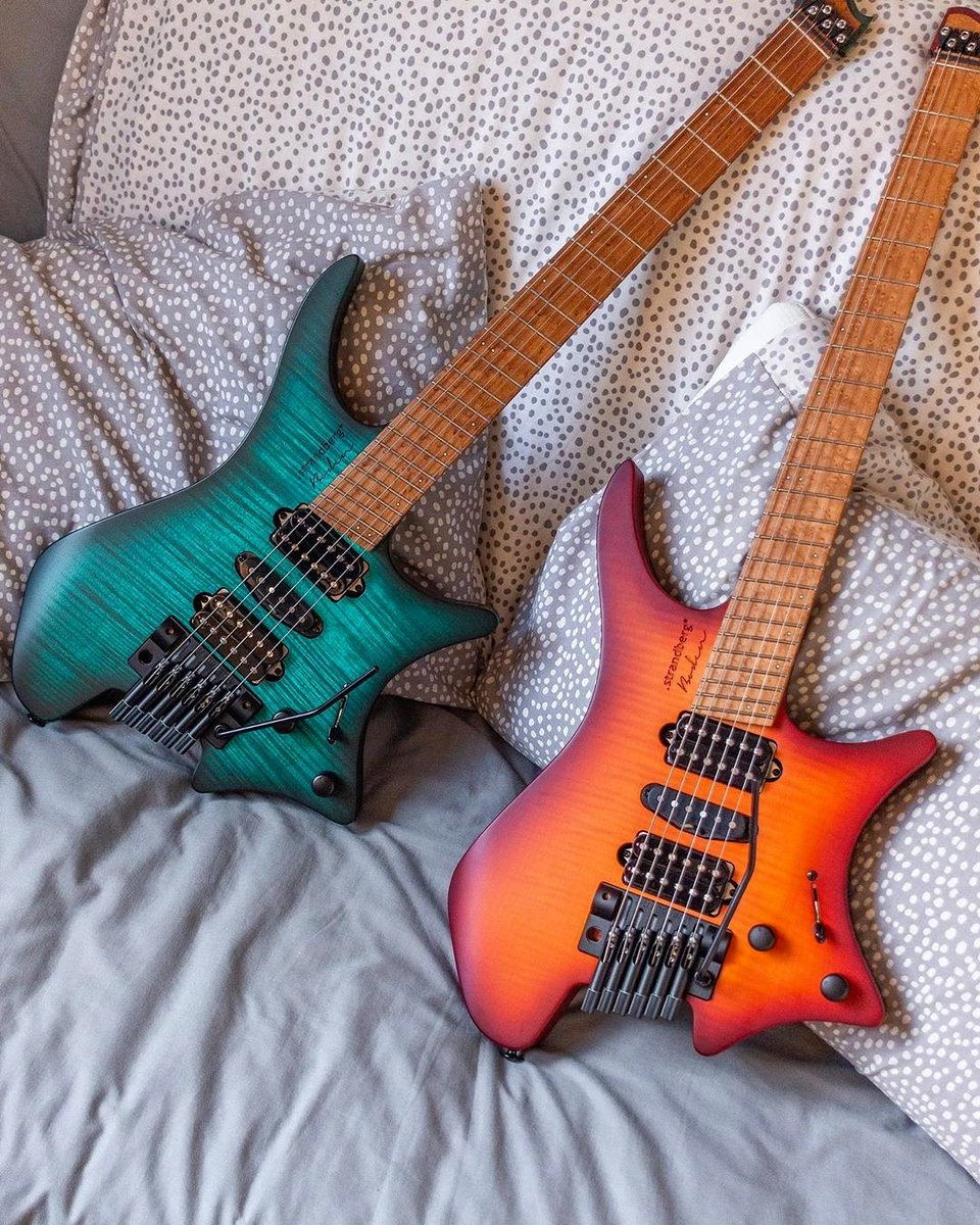 strandbergGuit's tweet photo. Double new fusion neck-thru day by Connor Kaminski! #strandbergguitars #headlessguitars #bodenfusion #neckthru #transteal #transorange #newguitarday #newgearday #eyecandy #guitarporn #feelbettersoundbetter #goheadless https://t.co/BjNxtQD871