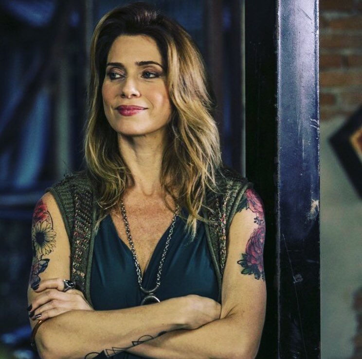 leticiaspiller's tweet photo. Lenita #rabiscada #tbt #solnascente #amo Saudades 🌟💫 https://t.co/Cl4dKn2Ob6