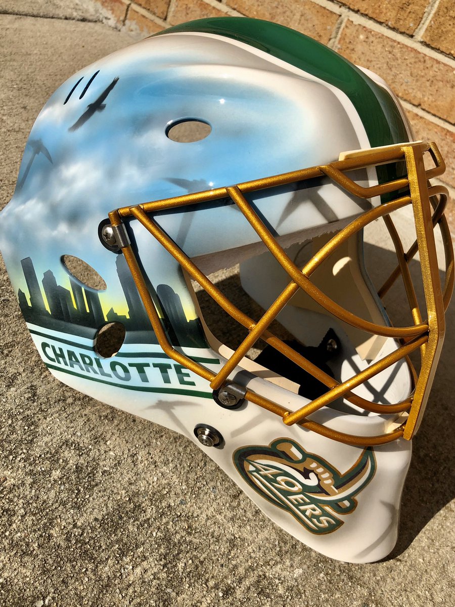 tonyjarrett67's tweet photo. #charlotte49ers #customgoaliemasks https://t.co/VKxUDXO4AR