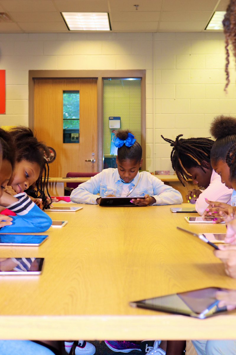 Usher-Collier ROAR tweet media