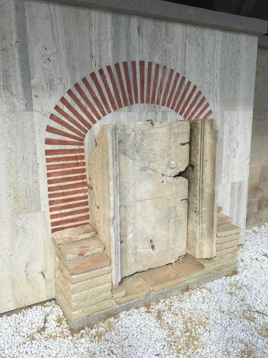 Sarah404BC's tweet photo. Archaeological Museum #Durres #Albania
Originally #Epidamnus an Ancient #Greek Cleruchy founded by Colonists from #Corinth & #Corcyra (Corfu), later #Roman #Dyrrachium
Garden boasts epigraphy, funerary stele, fountains, architectural & aqueduct fragments .... https://t.co/cQE8GMpPTe