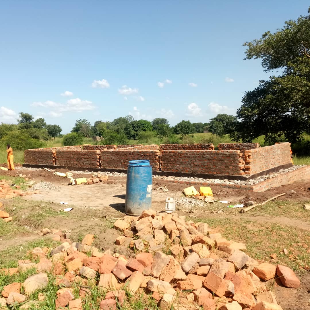 Our partner, IsraAid, is building  new Child Friendly Space in Palorinya Refugee Settlement, Uganda. The centre will provide 200 children a day with classes, arts and crafts and holistic services. We will be posting updates as the CFS gets built.