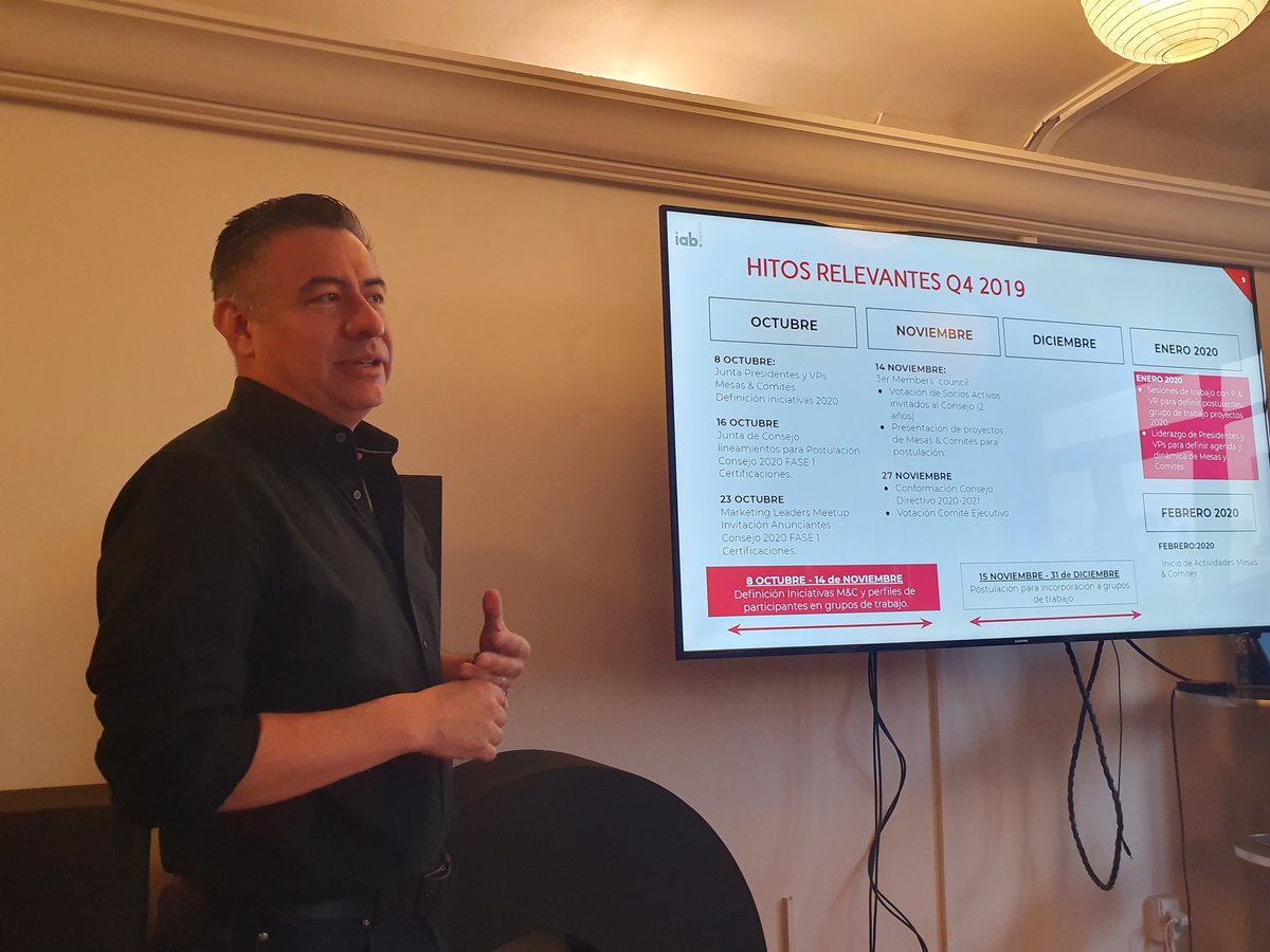 ClaudioFloresT's tweet photo. Ya en el desayuno de Presidentes y VPs de @IABMexico, planeación estratégica e implementación de iniciativas para mejorar el ecosistema del marketing digital en México 😁👍 https://t.co/NFRg23pY4p
