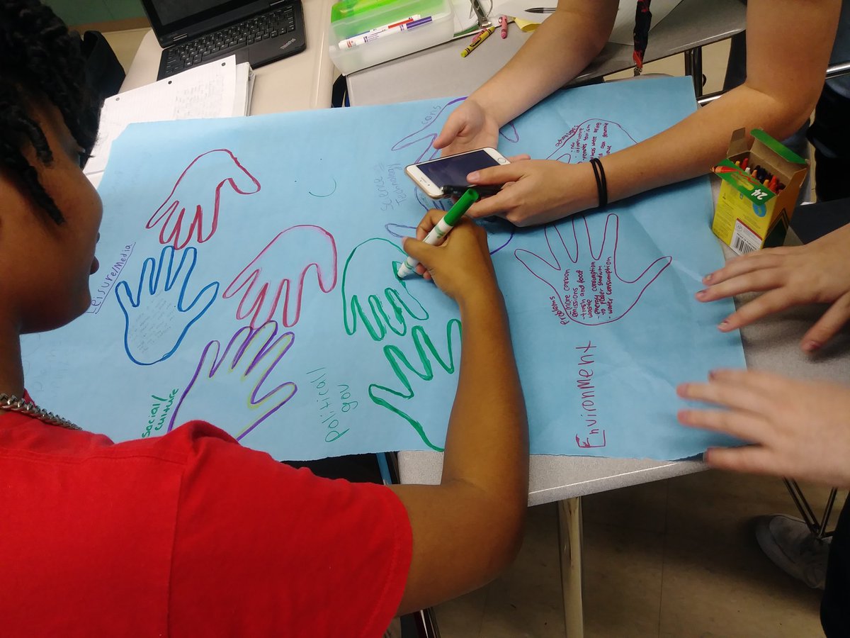 Elizabeth McKenzie tweet media