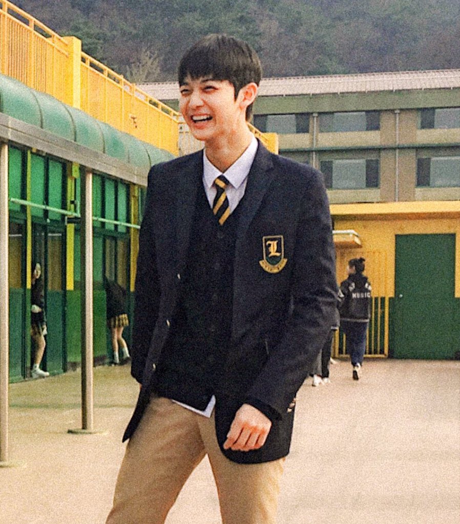 Leen4910's tweet photo. เคยรู้สึกภูมิใจกับใครสักคนมากๆไหม นี่โครตภูมิใจในตัวน้องแพเลย โตมาอย่างดีมากๆเลยน้ะเด็กคนนี้ น้องบอกตลอดเลยว่าอยู่ด้วยกันน้ะ สัญญา🤘ไม่ไหนไม่รอดแล้ว ก็รักขนาดนี้ ❤ https://t.co/DwqbkaO7RC