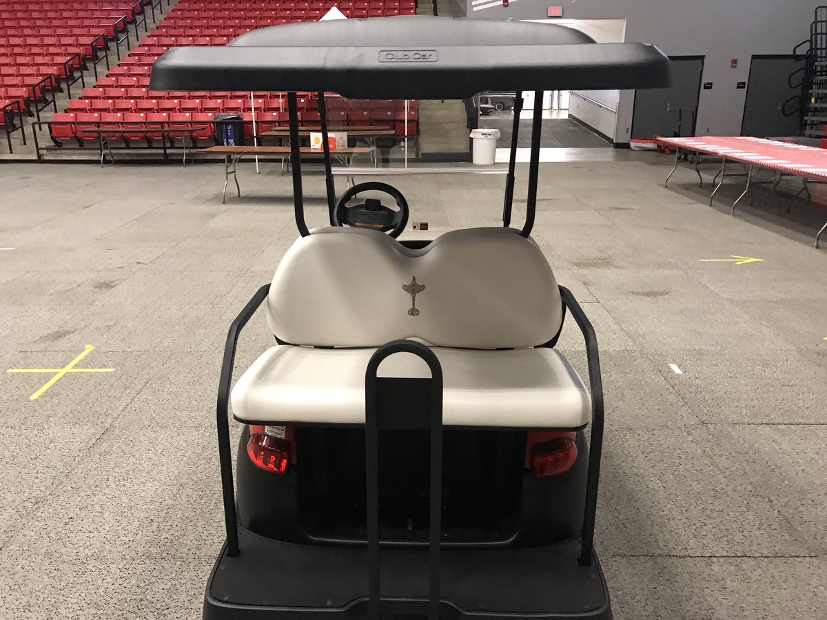 kmast59's tweet photo. She’s all shined up and ready to go home with someone Saturday night! Come out to the Drury all sports auction and bid on this amazing piece of golf history!! @drurypanthers https://t.co/KPAl3LGAR8