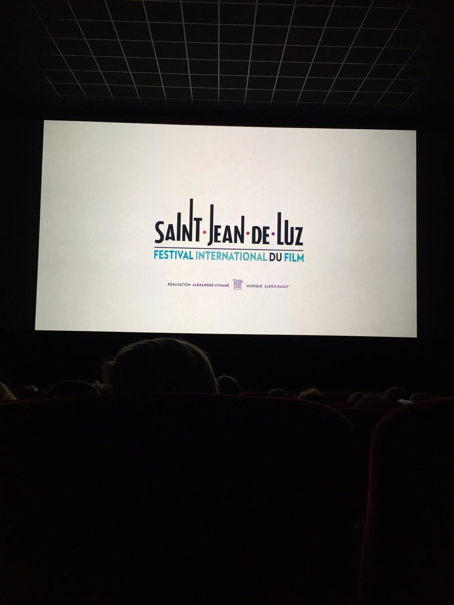 Mobyzik's tweet photo. Day ✌🏾 pour #Mobyzik @FifStJeanDeLuz Super Festival du film, super sélection, superbes Bande originale. Su-per ! #madeinbangladesh #tumourrasavingtans #undivanatunis #letatsauvage https://t.co/wb3cG2P8su