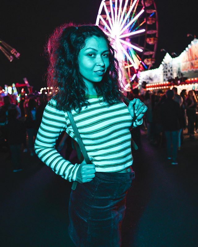 LunaLyrik's tweet photo. Looking for a date to the fair 🎪🎡🎢
Must be willing to try to win me a ridiculous stuffed banana with dreads and a Rasta hat and also ride all the rollercoasters with me.
Inquire below.
.
.
Full set available on P A T R EO N this month.
.
.
#ferriswhe… https://t.co/bjYzh9sTZJ https://t.co/ySQa7psM7q
