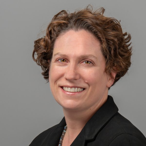 CORD_EM's tweet photo. Congratulations to CORD President-Elect, Fiona Gallahue, MD, FACEP. @FGallahue is the 2020 recipient of the @acgme Parker J. Palmer Courage to Teach Award 🍎

Join us in celebrating this incredible honor! https://t.co/P9ORfSZdG7