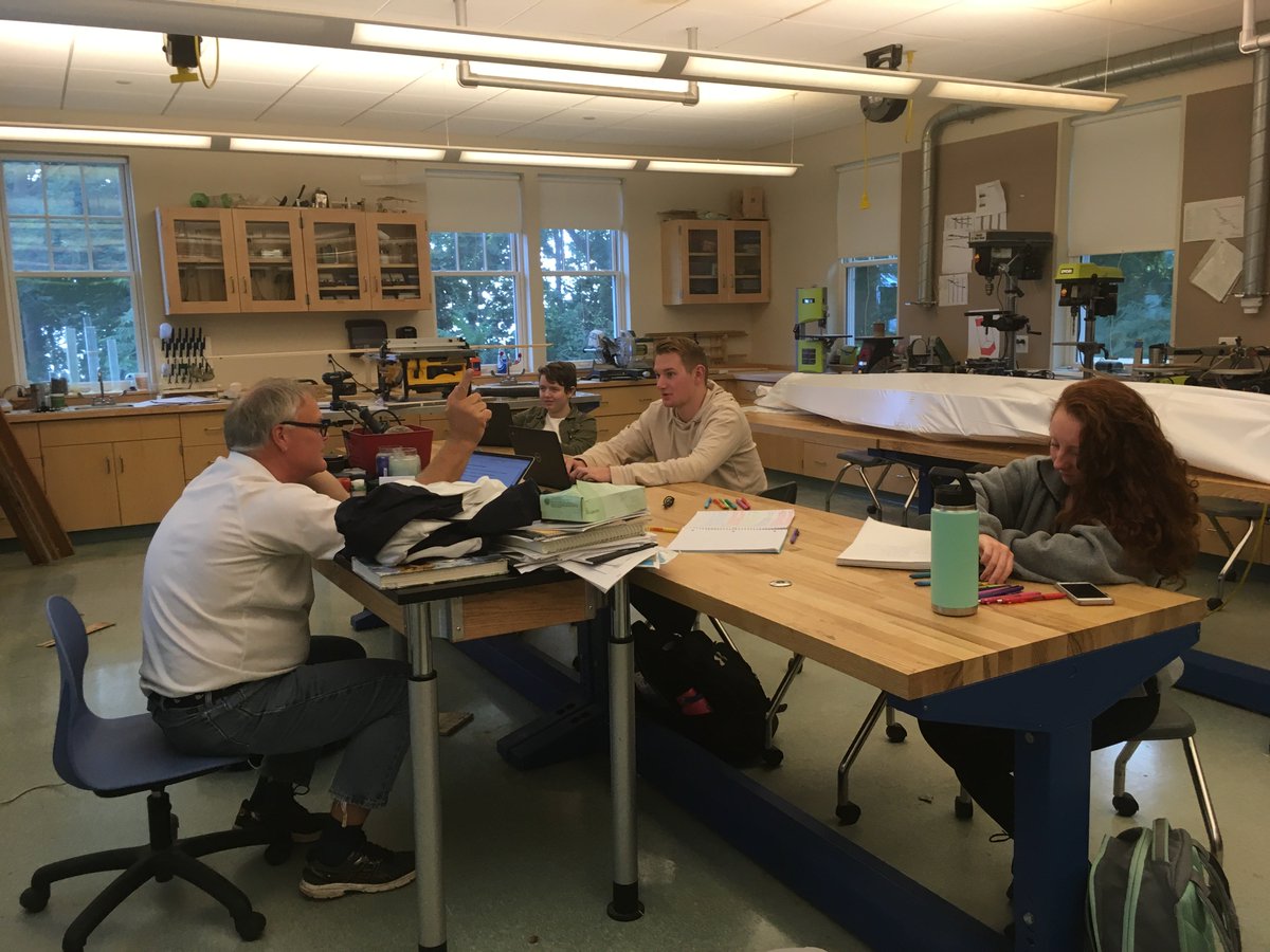 LandmarkSchool's tweet image. Yes, Landmark students in Anatomy and Physiology take lecture notes. But they don't just take them, they are explicitly taught how to most effectively take lecture notes.
#twocolumnnotes #lecturenotes #anatomyphysiology
Photo thanks to Intern Alia Wilmot '20