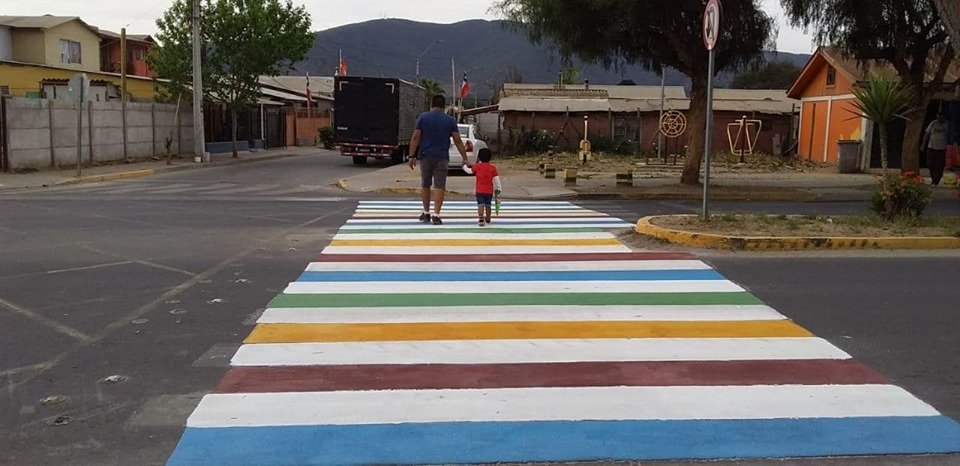 danielmoralese's tweet photo. Seguimos avanzando... nuestros niños del Colegio Alianza Educacional cuando crucen Av. Concepción se sentirán más Seguros.
Invito a los conductores a que colaboren respetando estas señales.
#JuntosYConMasFuerza #LimacheAvanza #LimacheConTodos https://t.co/DbAKhslgoE
