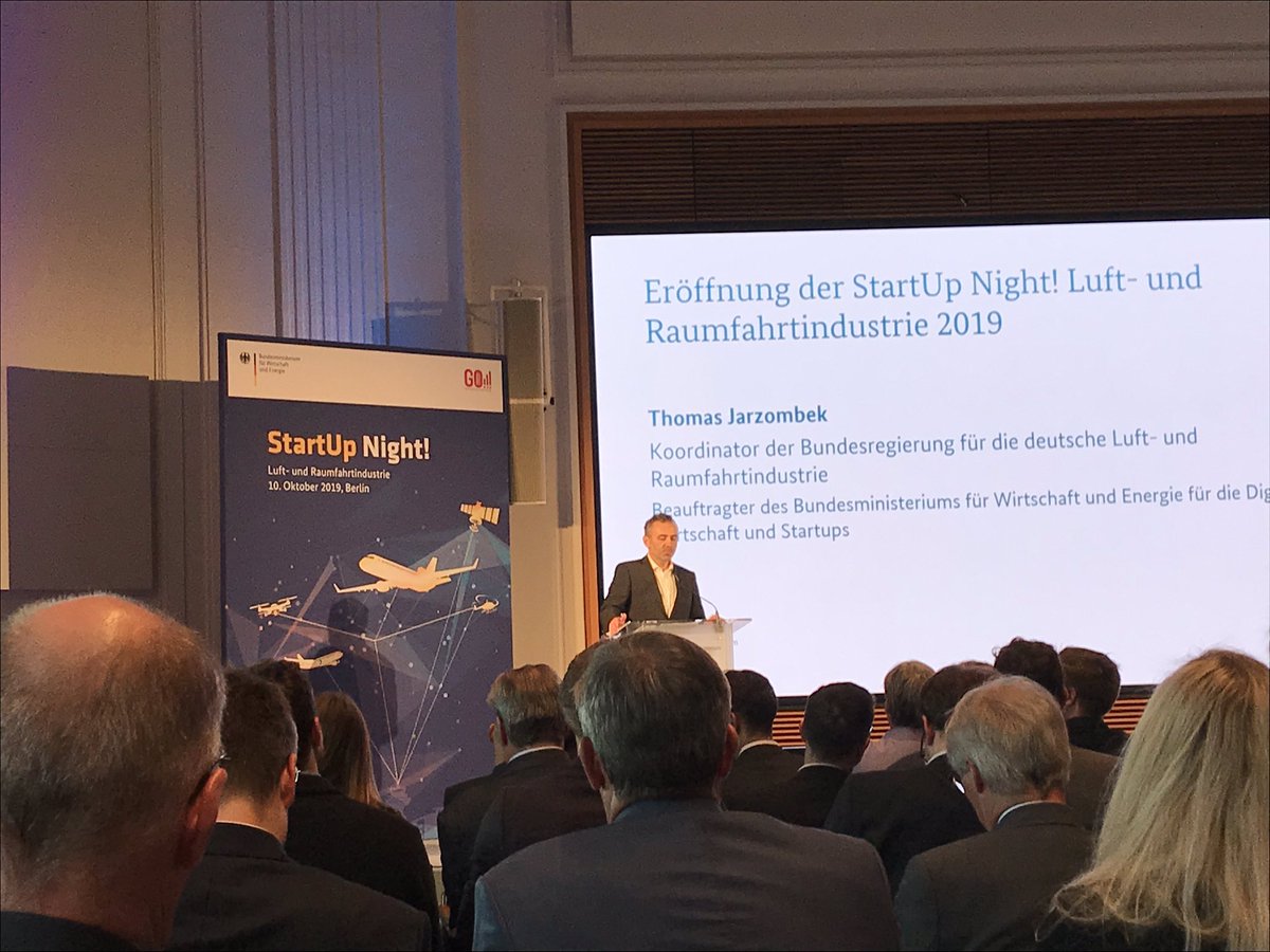 Adrian Ahlers tweet media